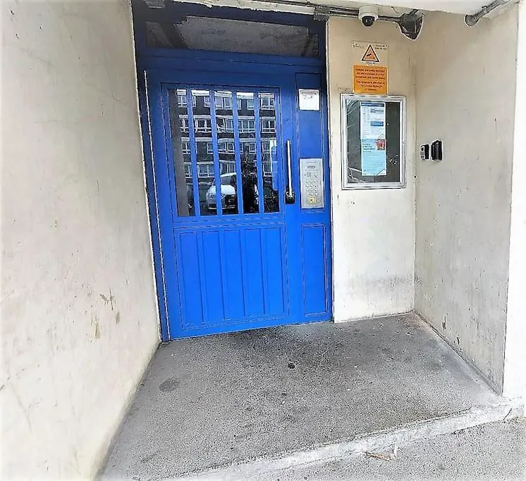 3 Bedroom Flat In Hoxton London 0*,