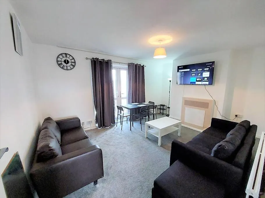 3 Bedroom Flat In Hoxton London Apartment
